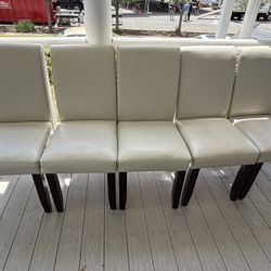5 Dining Chairs 