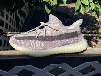 Adidas Yeezy 350 “ Zyon” Size 11.5