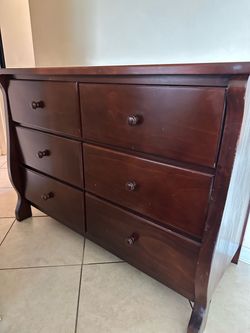 6 Drawer Dresser