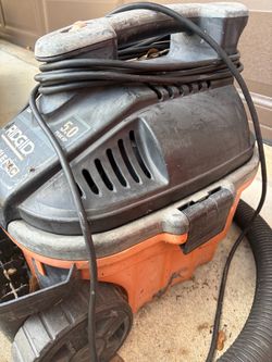 Wet/Dry Vac 4 gallon