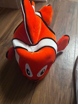 Deluxe Finding Nemo Plush Costume Hat Adjustable Fits Most Children