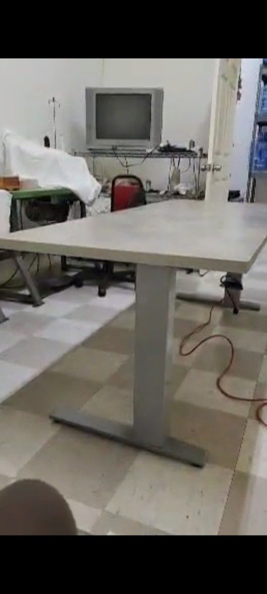 Electric Working Table