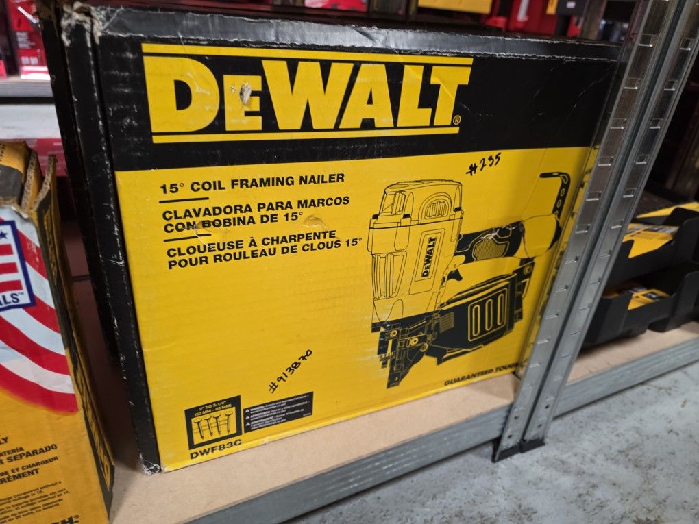 DEWALT
Pneumatic 15° Coil Framing Nailer