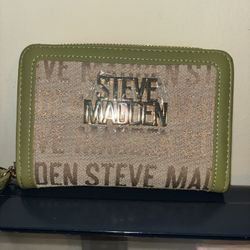 Steve Madden logo zip-around wallet