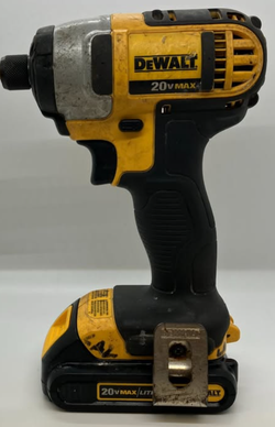DeWalt Full Kit DCF885 Impact Driver 2 Batteries, Soft Bag