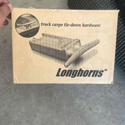 Long horn truck cargo tie-down hooks 