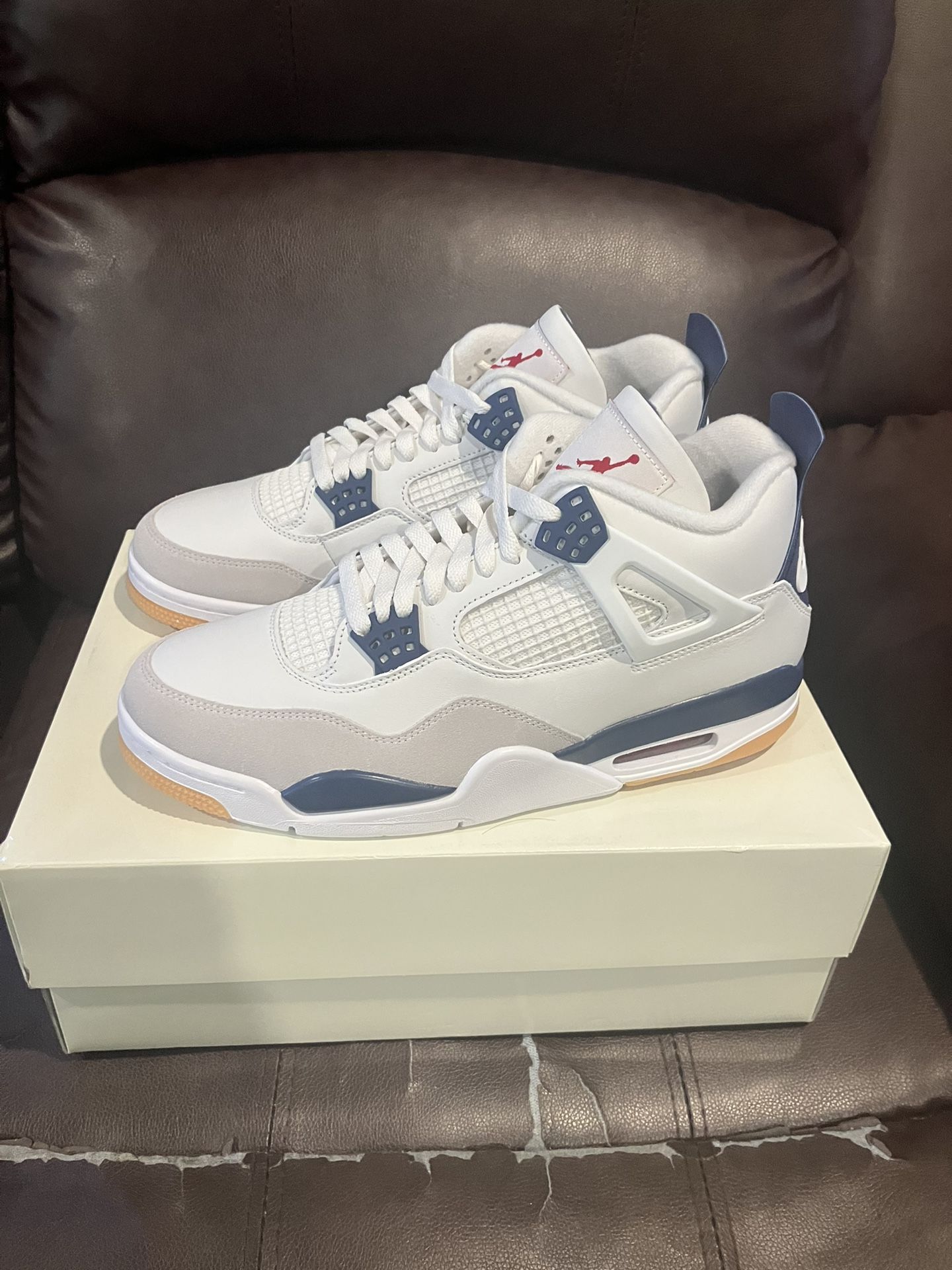 Nike Air Jordan 4 Retro SB Navy Size 11