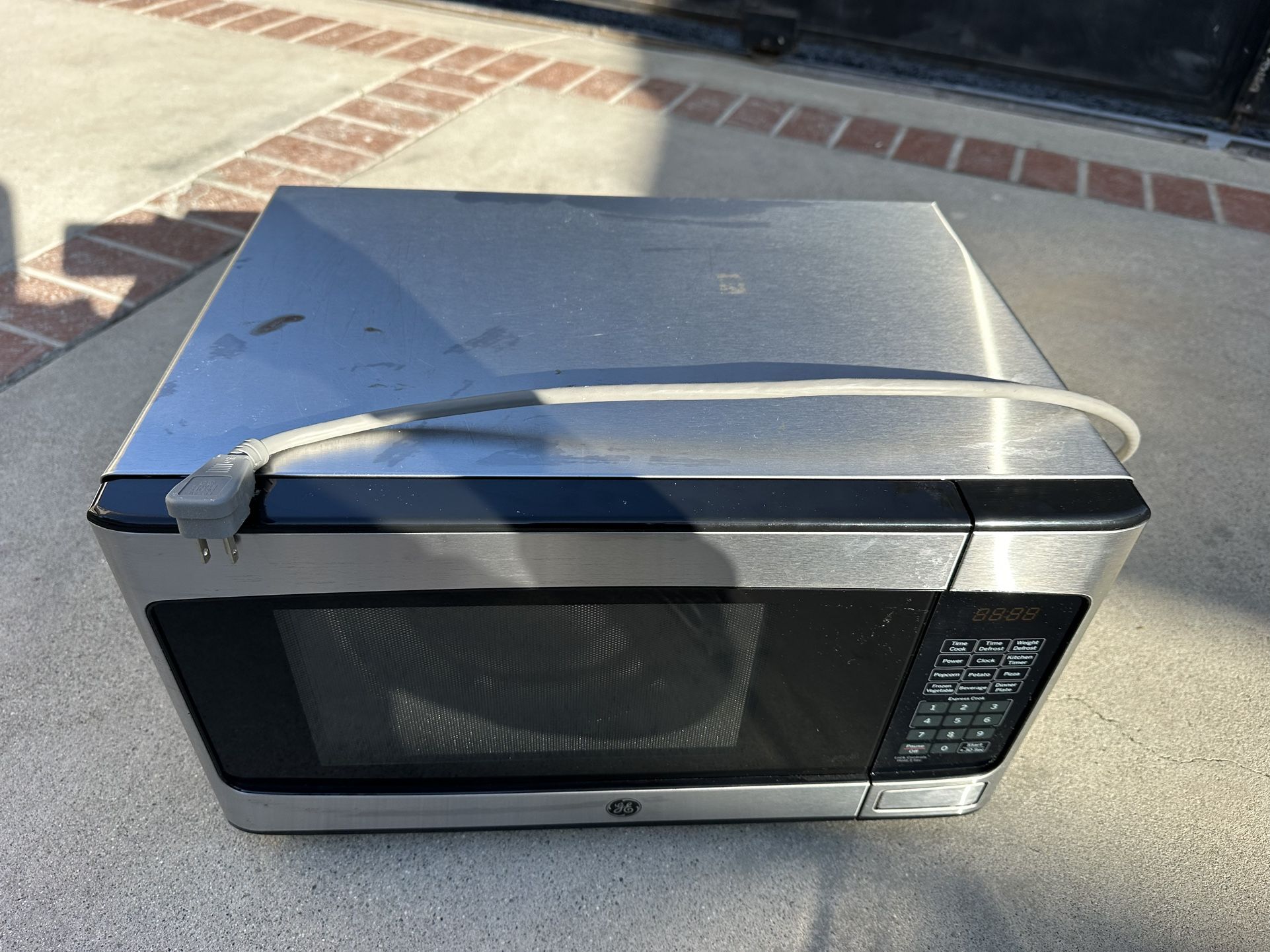 GE Countertop Microwave 