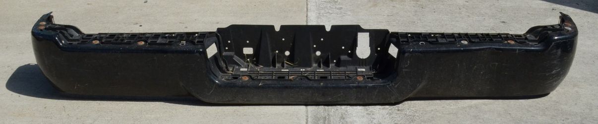 USED REF#M097 || 2019-2024 DODGE RAM || REAR METAL BUMPER