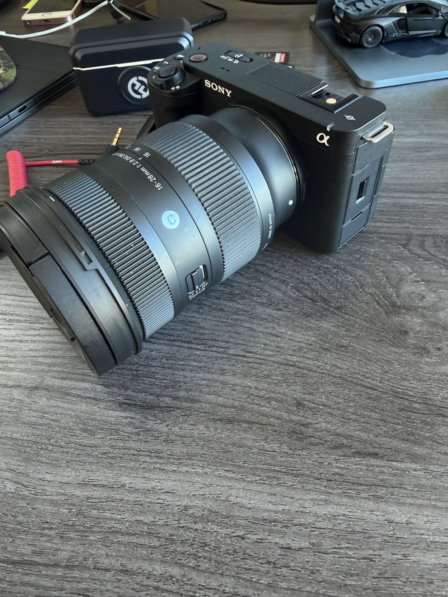 Sony Zve1 With Sigma 16-28 2.8