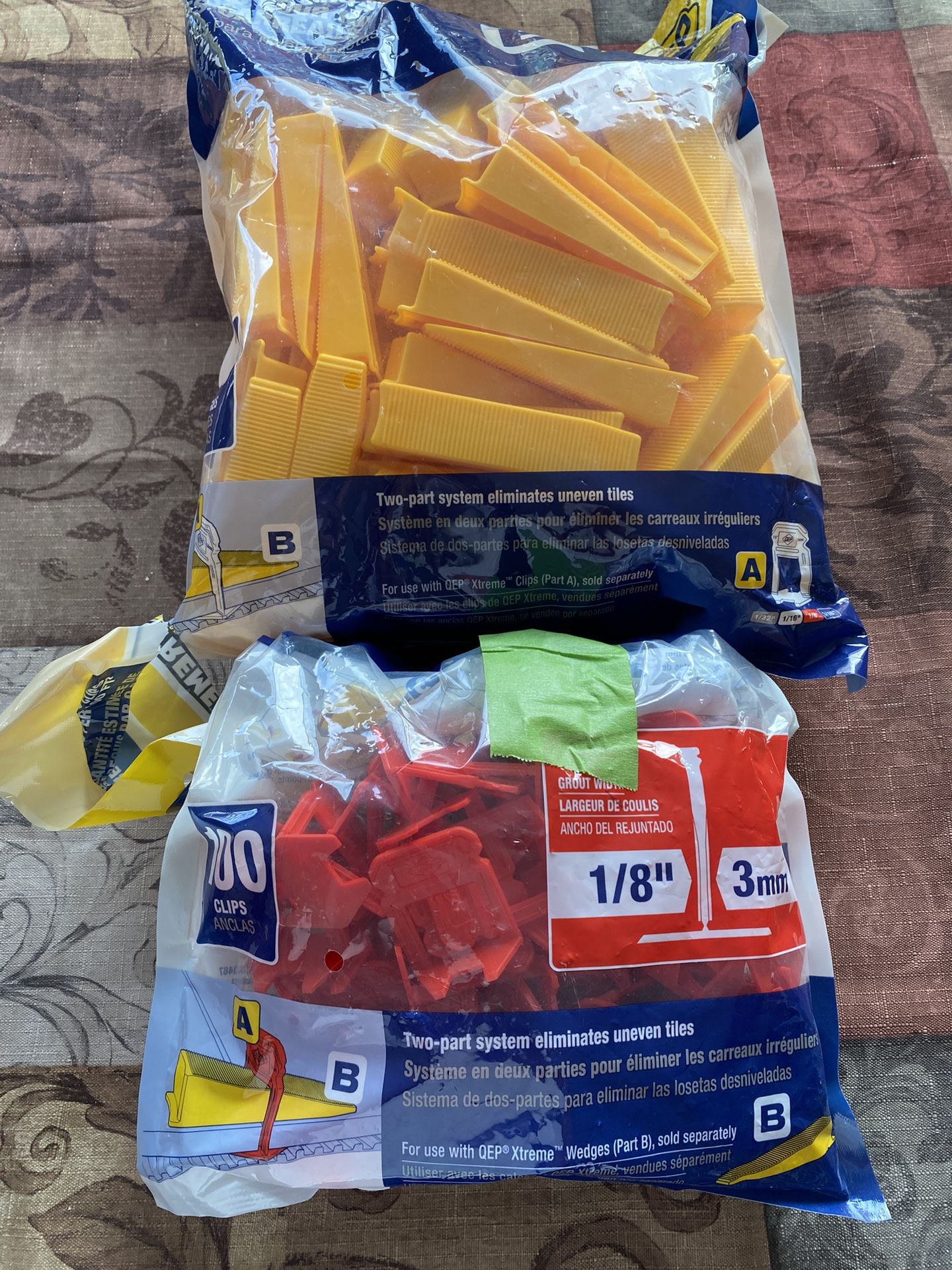 Tile Leveling Wedge #100 Tile Leveling Clips #59