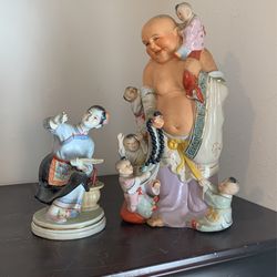 Porcelein chinese figures