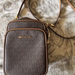 Michael Kors Flight Bag Crossbody Bag Handbag Brown