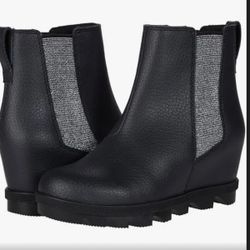 SOREL Joan Arctic Wedge III Chelsea Boots