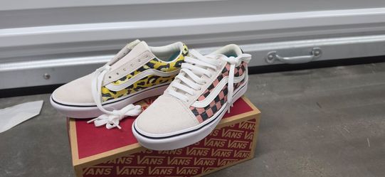 Vans mixed media