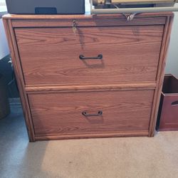 Wood Filing Cabinet. 2 Drawer With Key 