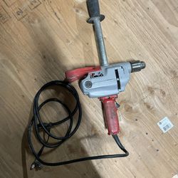 Milwaukee 1/2” Drill, Keyed Chuck, 450rpm