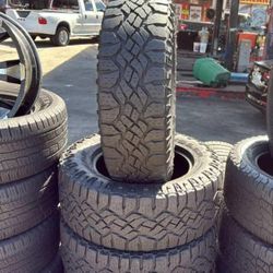 275 65 18 GoodYear Wrangler Set of 4 in Excellent Condition