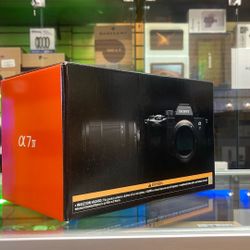 Sony A7IV With 28-70mm 