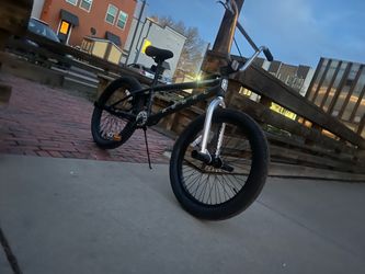 Mongoose bike