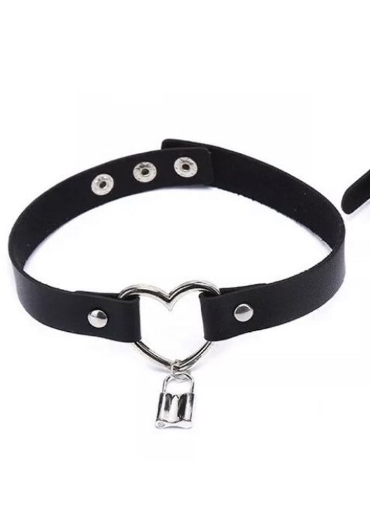 You’ve Got The Key To My Heart Black Leather Gothic Choker - New!