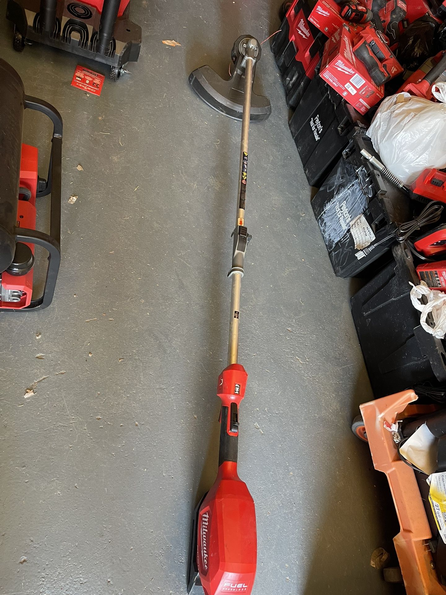 Milwaukee M18 Quick Attach Weedeater
