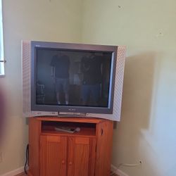 Sony Wega Flat Screen TV 40