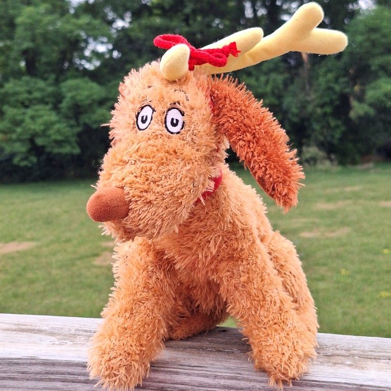 How the Grinch Stole Christmas MAX Dog Reindeer 12" Plush Kohls Cares Toy Dr Seuss