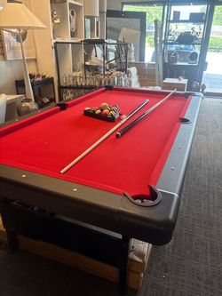 Pool table