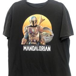 Star Wars The Mandalorian Baby Yoda Black T Shirt Men’s Black Tee XL Preowned
