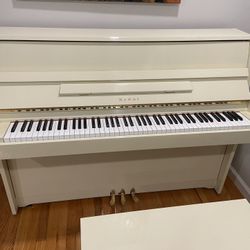 Kawai CE-7N Upright Piano – Ivory Finish – Excellent Condition