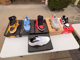 Assorted shoes