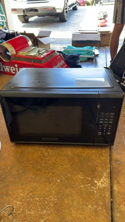 Black & Decker microwave