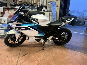 YAMAHA 2025 R3