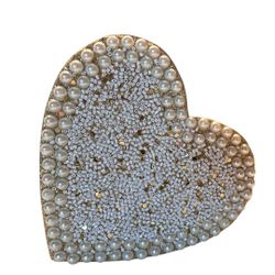 Pearl Heart Decor 