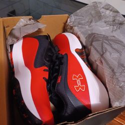 Under Armor Lockdown 7 Brand New