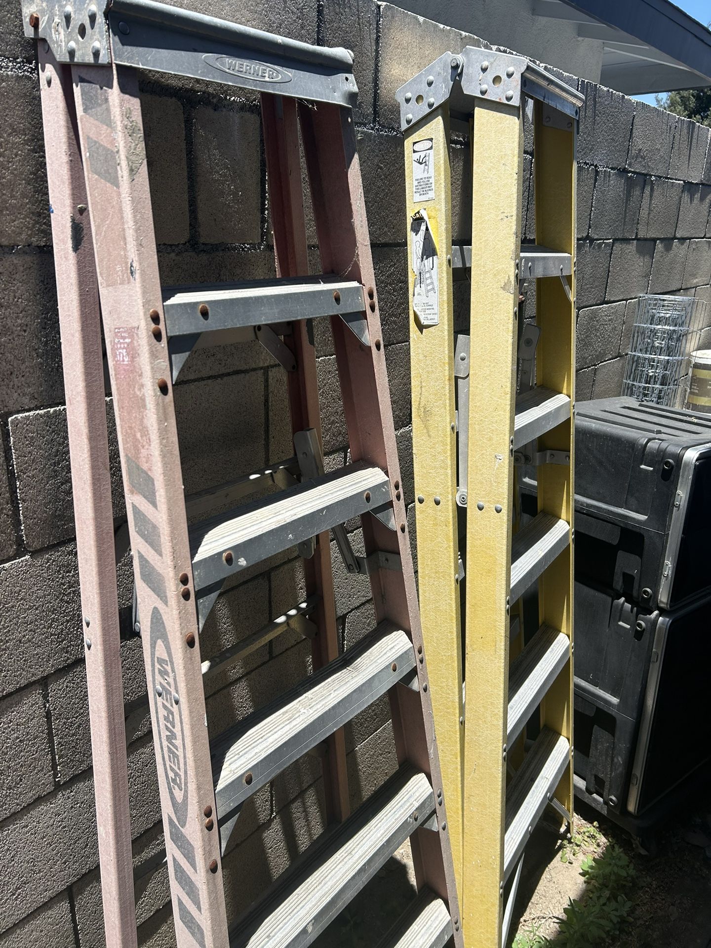 Free Ladders