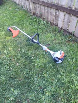 stihl bent shaft weed eater model FS-38 used 3 times runs great
