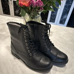 Black Boots