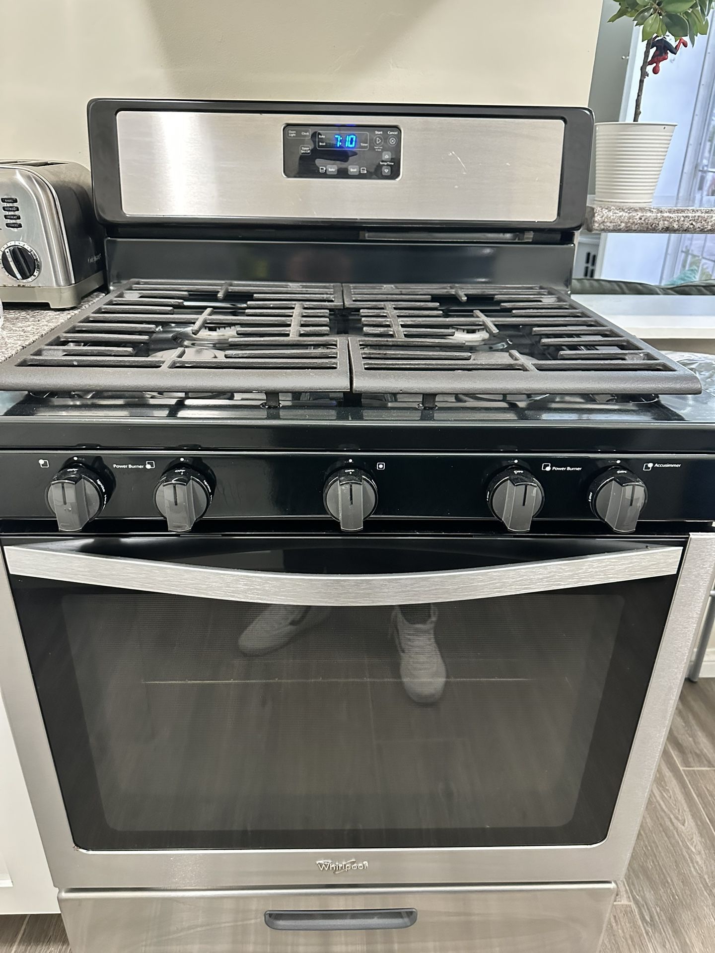 Whirlpool Stove & Oven