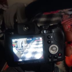 Kodak Camera With Charger 