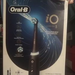 Oral B iO Series 5 Rechargeable Toothbrush 