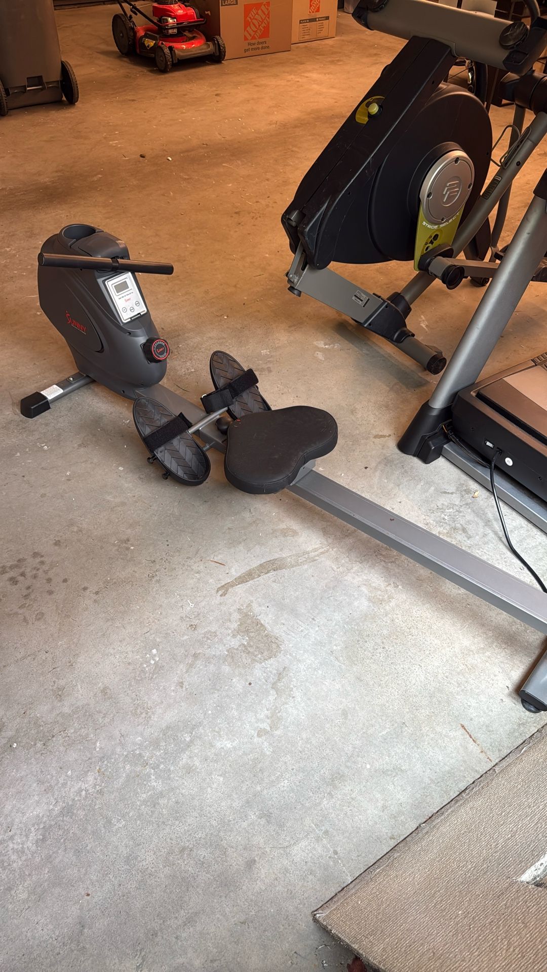 Rowing Machine Works Great