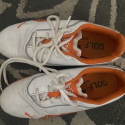 golf shoes