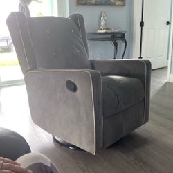 Grey rocking Couch 