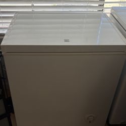 7 Cub Feet Chest Freezer