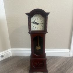 1980s  Bulova “Mini Boutique Series" Mini grandfather Clock