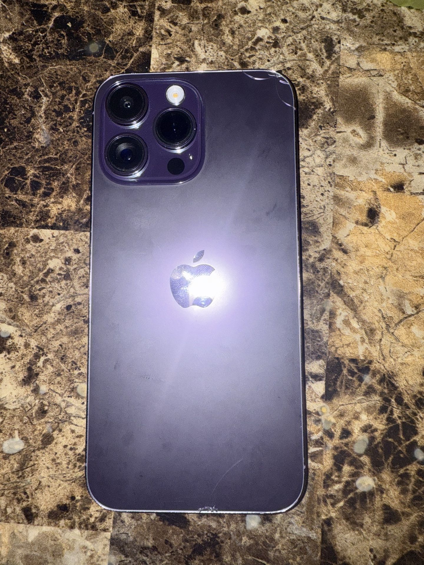 iPhone 14 Pro Max