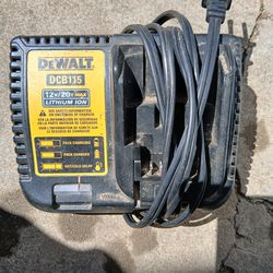 Dewalt charge DCB115