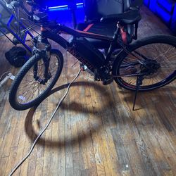 Electric Bike With Charger And Key